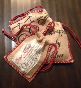 Burlap Gift Pouches for that little trinket